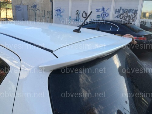 Спойлер козырек на крышку багажника Toyota Yaris 2011-2015 ABS пластик под покраску