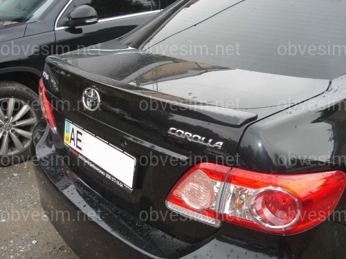 Спойлер лип багажника Toyota Corolla 2007-2012 стеклопластик под покраску
