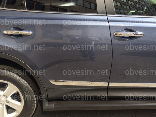 Молдинги дверей Toyota RAV-4 2013-2018 (хромированный пластик)