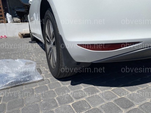 Брызговики Volkswagen Golf 7 2012-2020, комплект 4 шт.
