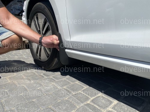 Брызговики Volkswagen Golf 7 2012-2020, комплект 4 шт.