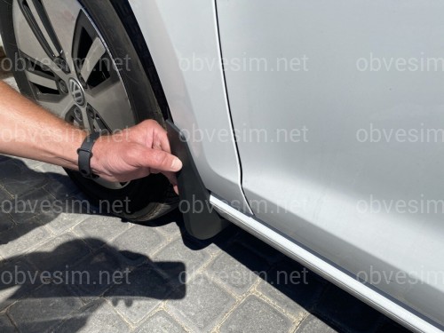 Брызговики Volkswagen Golf 7 2012-2020, комплект 4 шт.