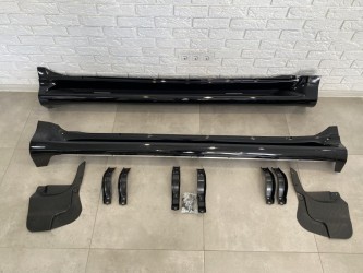 Боковые пороги Lexus GX 460 / Toyota Land Cruiser Prado 150 2009-2021 в черном цвете