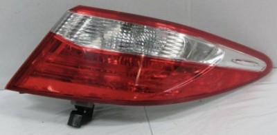 Задний фонарь правый наружный Toyota Camry 55 USA 2014-2017 1шт.