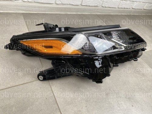 LED правая фара Toyota Camry 70 LE SE USA 2017-2024
