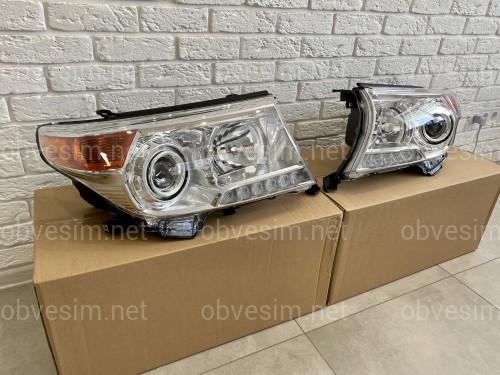 Фары рестайлинг Toyota Land Cruiser 200 2007-2015 хром 2шт.