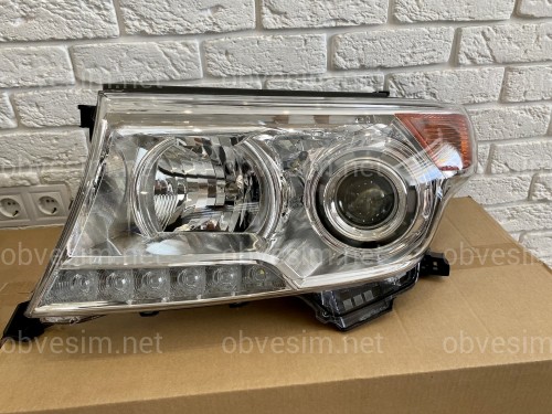 Фары рестайлинг Toyota Land Cruiser 200 2007-2015 хром 2шт.