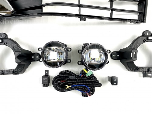 LED противотуманные фары с накладками Toyota Land Cruiser 200 2016-2021