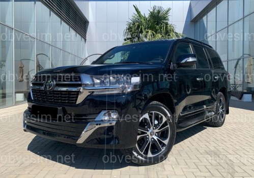Обвес юбка переднего бампера Executive Lounge Toyota Land Cruiser 200 стиль 2021 цвет черный