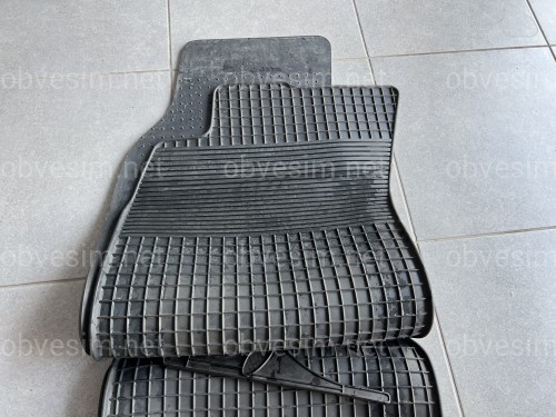 Резиновые коврики салона DOMA Audi A6/100 1991-1997 4 шт.
