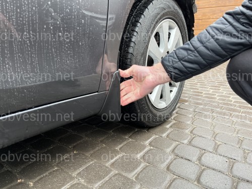 Брызговики передние Toyota Camry 40 2006-2012 оригинальный дизайн комплект 2 шт