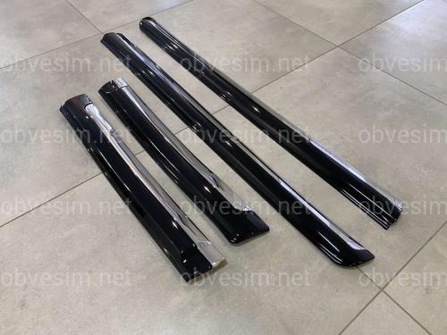 Молдинги на двери Toyota Land Cruiser Prado 150 / Lexus GX 460  цвет черный