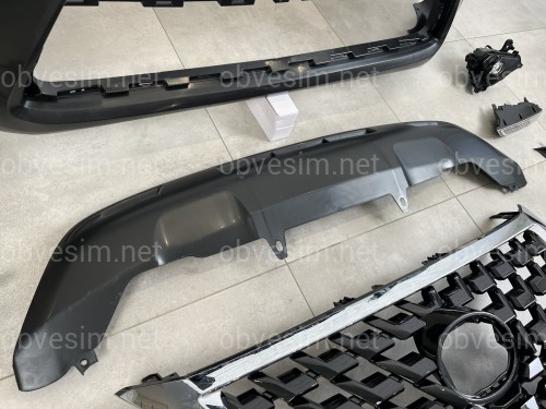 Бампер передний в сборе с решеткой рестайлинг 2020+ Lexus GX460 2014-2023