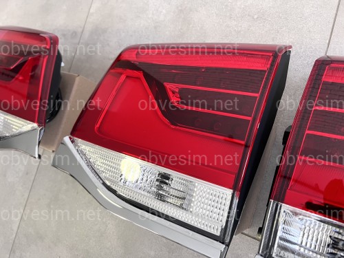 Задние фонари OEM Toyota Land Cruiser 200 2016-2021