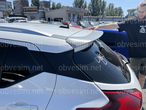 Спойлер козырек задней двери Nissan Kicks 2016-2022 ABS пластик под покраску