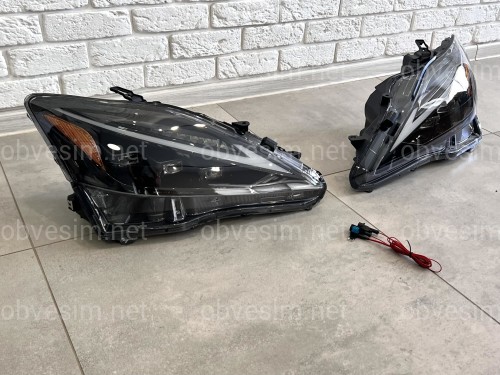 Фары Full LED 3 линзы в стиле 2021+ для Lexus IS 2005-2012