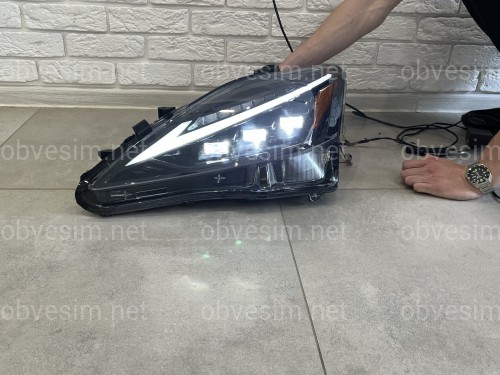 Фары Full LED 3 линзы в стиле 2021+ для Lexus IS 2005-2012