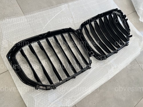 Решетка радиатора ноздри M-Perfomance стиль BMW X5 G05 2019-2022 черный глянец