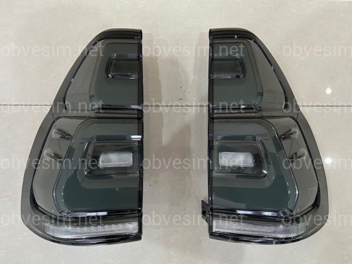 Задние LED фонари Toyota Land Cruiser Prado 120 2003-2009 в стиле 2018+ , дымчатые 2шт