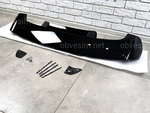Спойлер козырек Toyota Land Cruiser 100 / Lexus LX 470 1998-2007 ABS пластик цвет черный