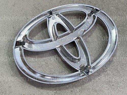 Эмблема лого на решетку Toyota Land Cruiser 200 2012-2015