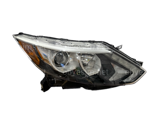 Правая фара галоген Nissan Rogue Sport 2015-2019