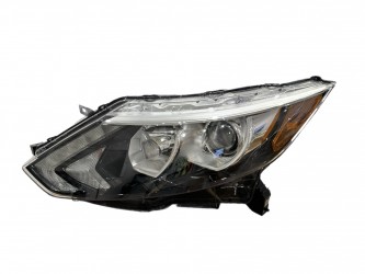 Левая фара галоген Nissan Rogue Sport 2015-2019
