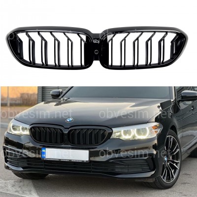 Решетка радиатора ноздри стиль M5 LCI 2021 для BMW series G30 / G31 2017-2020 черный глянец 2шт.