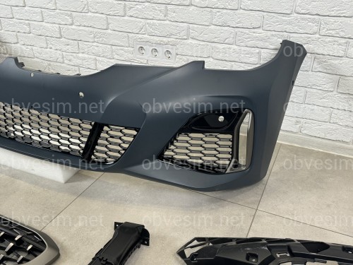 Комплект обвеса M 340i BMW 3 series G20 2018-2022 (передний / задний бампер, ноздри, трубы, пороги)