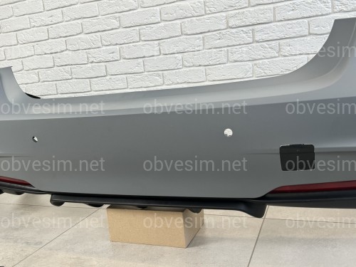 Комплект обвеса M Paket BMW 3 Series F30 2012-2018  (передний / задний бампер, пороги) ПОД ПАРКТРОННИКИ