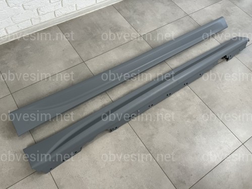 Комплект обвеса M Paket BMW 3 Series F30 2012-2018  (передний / задний бампер, пороги) ПОД ПАРКТРОННИКИ