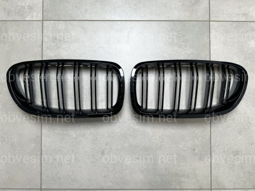 Решетка радиатора ноздри M5 стиль BMW 5 series F10 F11, черный глянец 2шт.