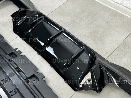 Диффузор накладка заднего бампера M5 style F90 для BMW 5 series G30 2017- К БАМПЕРУ М ПАКЕТ, черный глянец