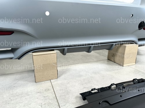 Комплект обвеса M3 стиль BMW 3 Series F30 2012-2018 (передний / задний бампер, пороги) ПОД ПАРКТРОННИКИ