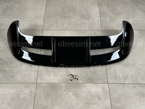 Спойлер козырек Ford Fiesta хетчбек 2011-2017, черный глянец