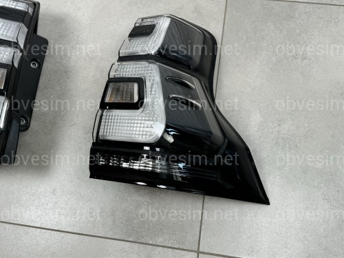 Задние фонари дымчатые Toyota Land Cruiser Prado 150 2017-2023 2шт