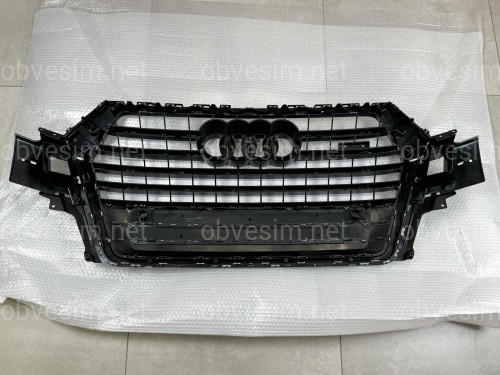 Решетка радиатора Audi Q7 4M 2015-2019 темно-серая с серым 4M0 853 651 Q RN4