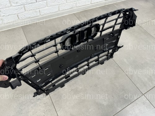 Решетка радиатора Audi A4 B8 2012-2015 черная