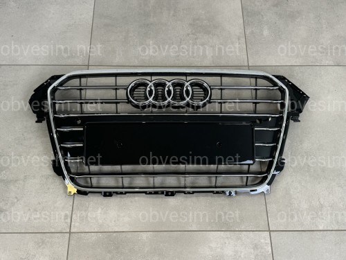 Решетка радиатора Audi A4 B8 2012-2015 черная с хромом