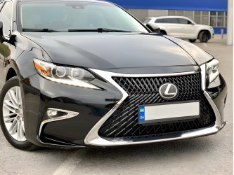 Решетка радиатора F-Sport Lexus ES 2015-2018