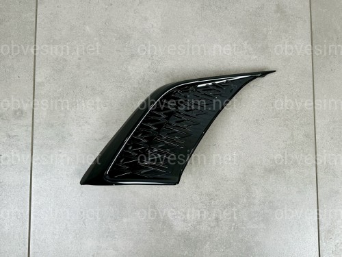 Правая накладка туманки F-Sport 5312733120 для Lexus ES 2018-