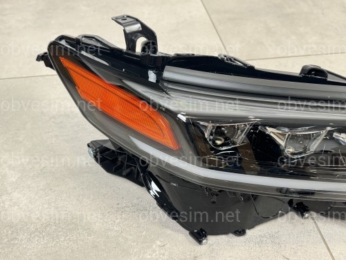 FULL LED фары 3 линзы для Toyota Camry 70 USA 2017-2024