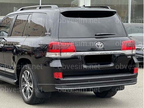 Обвес юбка заднего бампера Executive Lounge Toyota Land Cruiser 200 2015-2021 стиль 2019 / 2021 черный цвет