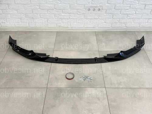 Накладка переднего бампера M Performance BMW 5 series G30 G31 2017-2020 , черный глянец