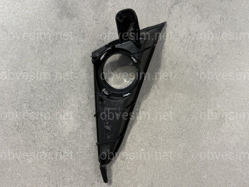Накладка противотуманной фары левая 5204060090 для Lexus GX 460 2014-2021