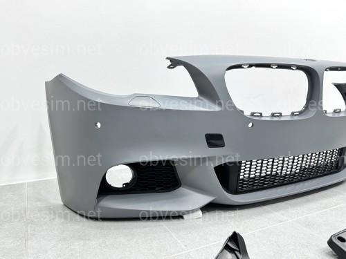 Передний бампер в сборе M Paket BMW 5 Series F10 F11 2010-2013 (под омыватели / с отверстиями под парктроники / с отверстиями туманок)