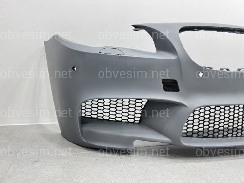 Передний бампер в сборе стиль M5 стиль для BMW 5 Series F10 F11 2010-2016 ПОД ПАРКТРОННИКИ