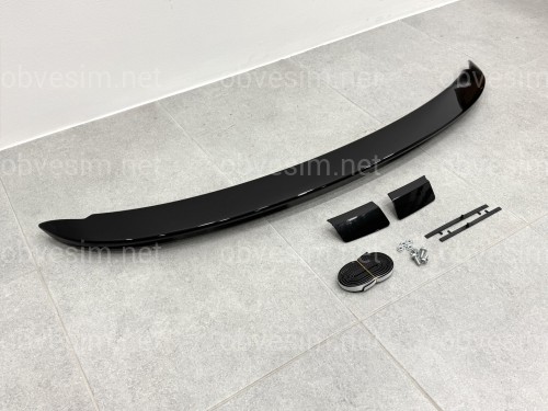 Спойлер козырек на крышку багажника Toyota Yaris 2011-2015 ABS пластик, цвет черный глянец