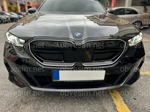 Решетка радиатора ноздри с подсветкой Iconic Glow BMW 5 series G60 G90 i5 2024-