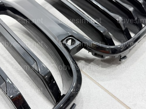 Решетка ноздри BMW X5 G05 LCI 2023- под камеру 51135A67CC6